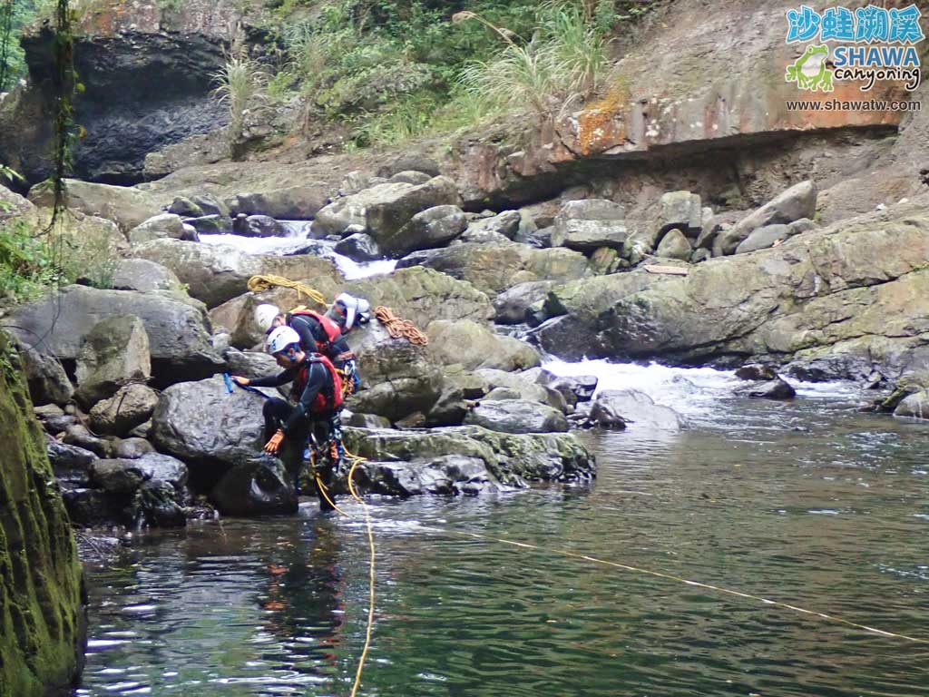 沙蛙溯溪技能訓練Level1最佳溯溪課程9